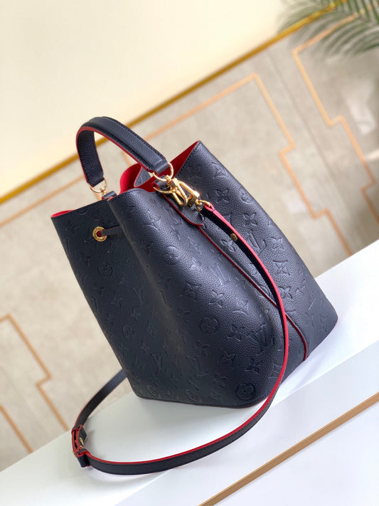 Louis Vuitton Crossbody Bags 26cm Navy blue – product image 2