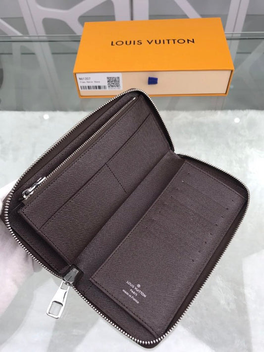 Louis Vuitton Damier Wallet 20cm Brown – product image 2