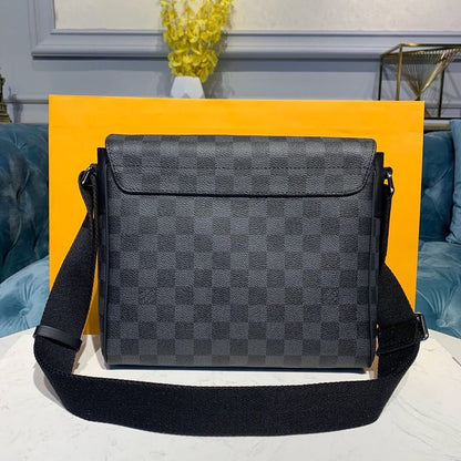 Louis Vuitton District PM Bag 25cm Damier Graphite Canvas Spring/Summer Collection N41028, Black – product image 4