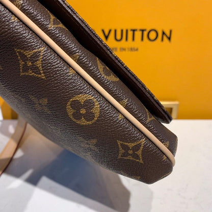 Louis Vuitton Musette Tango Shoulder Bag 26cm Monogram Canvas Spring/Summer Collection M51257, Brown – product image 6