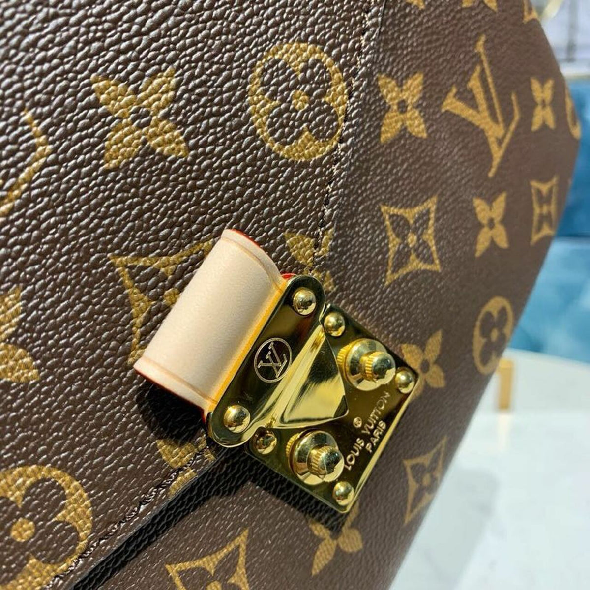 Louis Vuitton Pochette Métis Bag Monogram Canvas Fall/Winter Collection M40780 Brown – product image 5