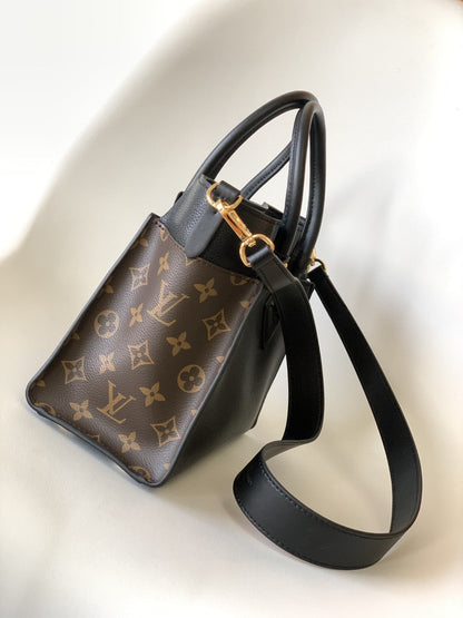 Louis Vuitton M57728 On My Side PM 30cm Black – product image 2