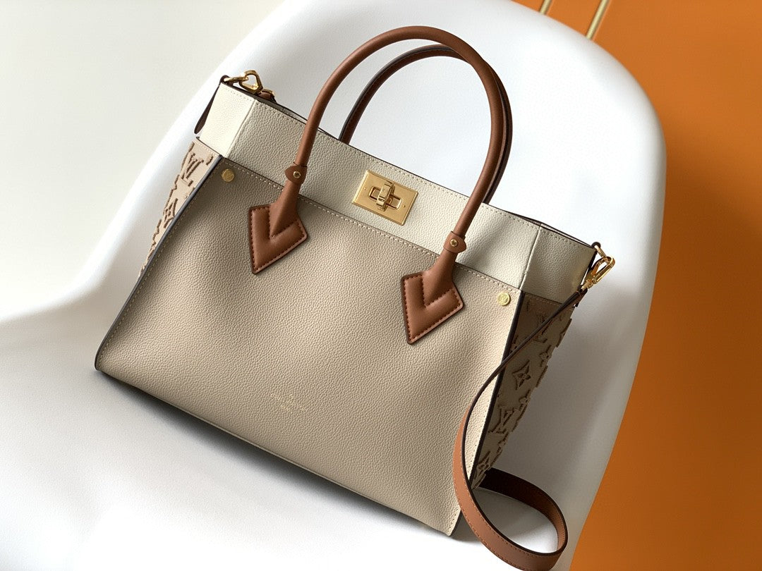 Louis Vuitton M57728 On My Side PM 30cm – product image 1