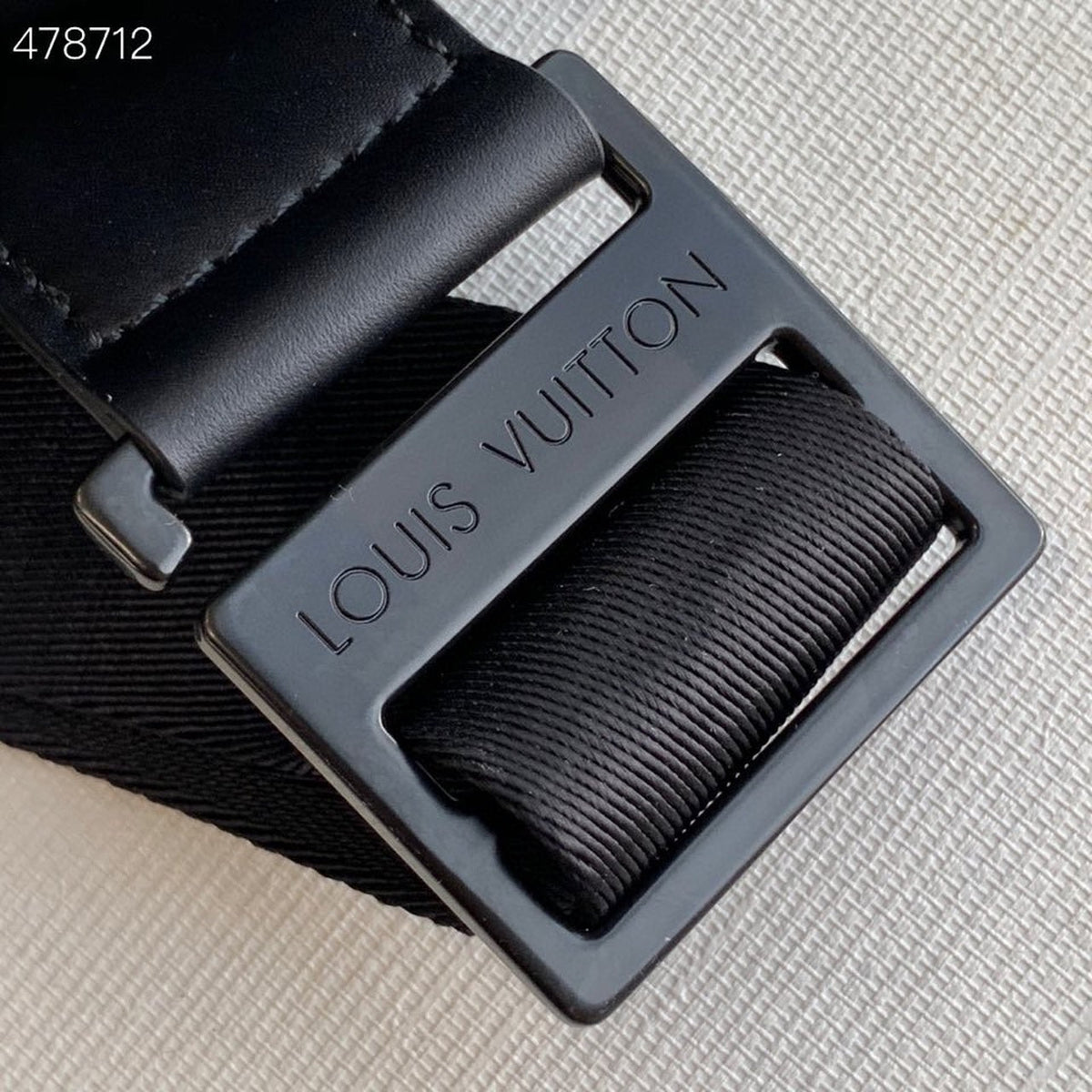 Louis Vuitton Trunk Slingbag Bag 20cm Monogram Seal Cowhide Canvas Spring/Summer Collection M57952, Black – product image 6