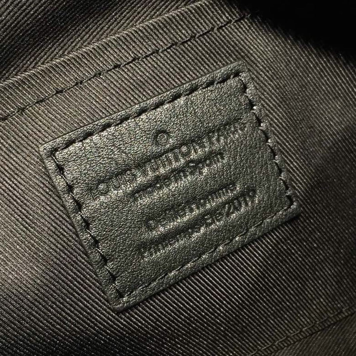 Louis Vuitton Mini Soft Trunk 18cm Monogram Infini Canvas Spring/Summer Collection M44480 Noir – product image 11