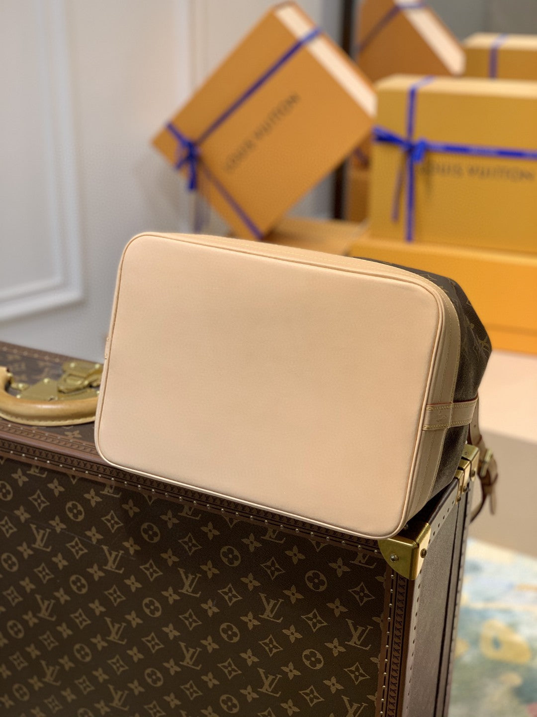 Louis Vuitton M42224 Nóe 28cm Brown – product image 3