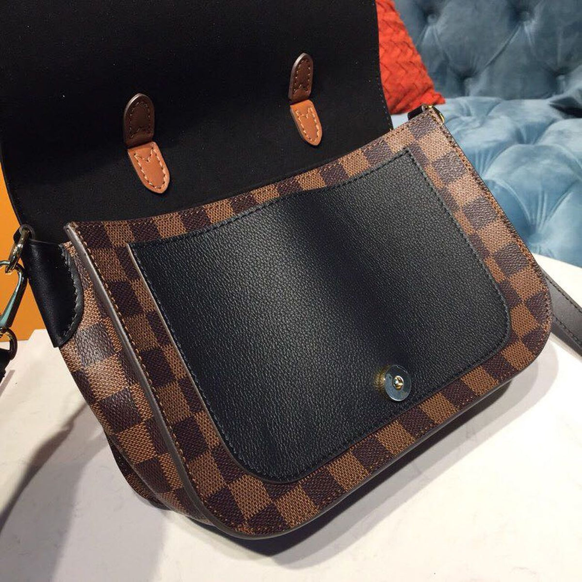 Louis Vuitton Trendy Crossbody Bag Damier Ebene Canvas Spring/Summer Collection N40146, Noir – product image 13