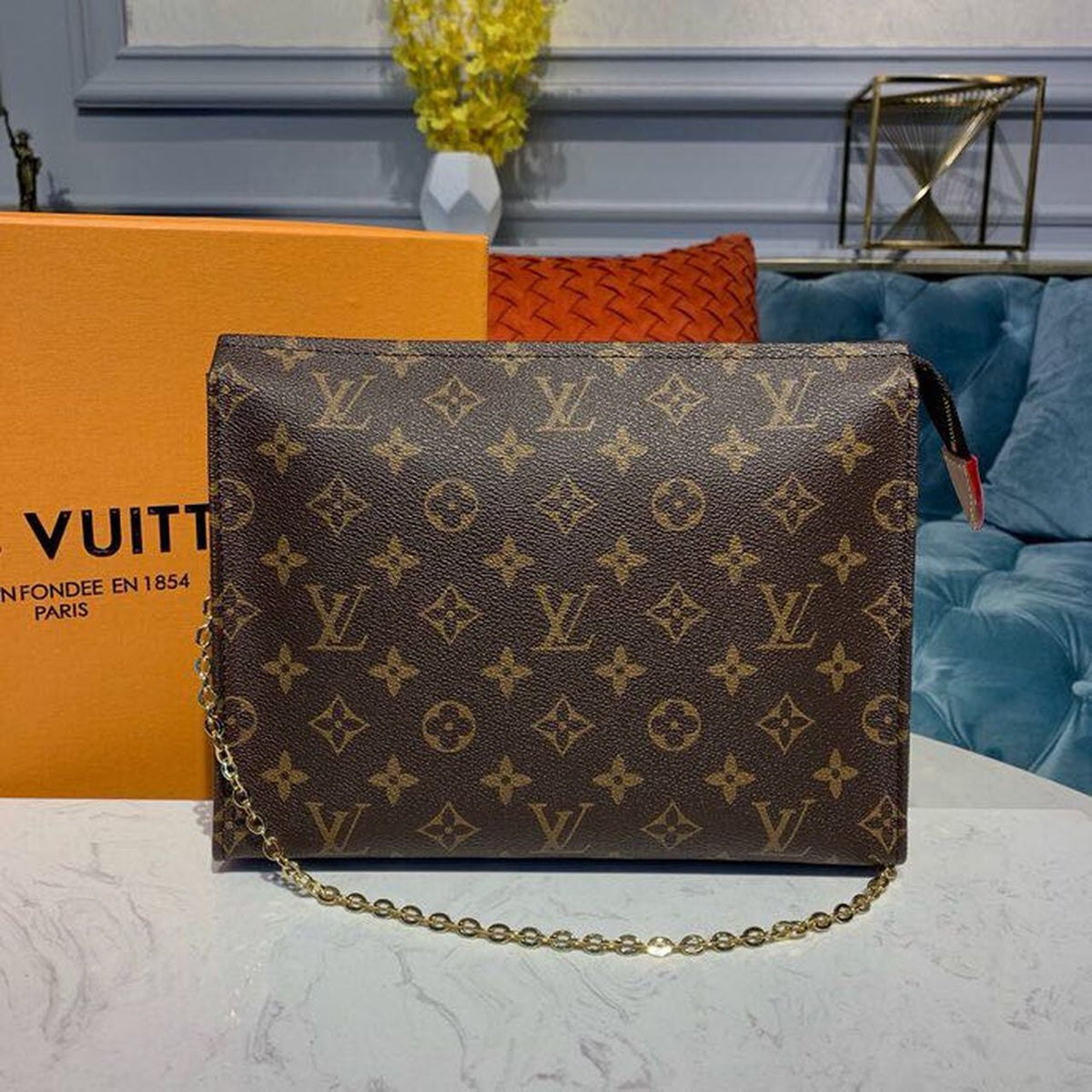 Louis Vuitton Toiletry Pouch 26cm Monogram Canvas Spring/Summer Collection M47542, Beige – product image 2