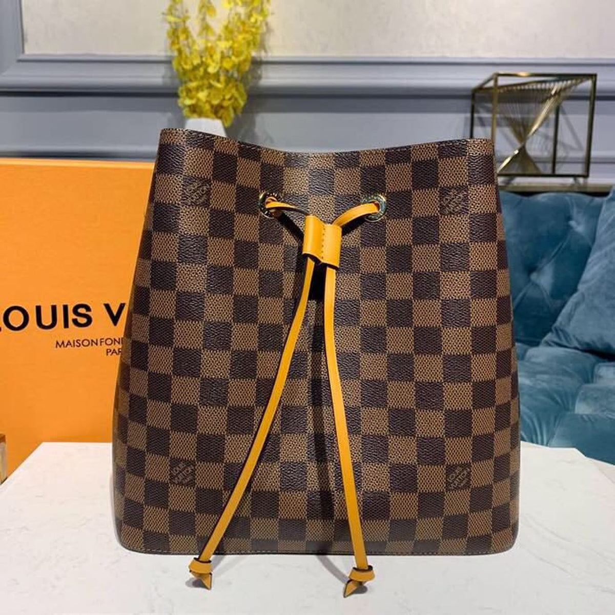 Louis Vuitton Néo Noé BB Bucket Bag 26cm Damier Ebene Canvas Spring/Summer Collection N40213, Safran – product image 2