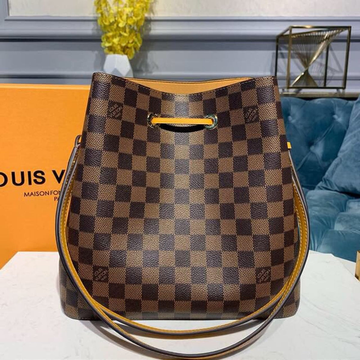 Louis Vuitton Néo Noé BB Bucket Bag 26cm Damier Ebene Canvas Spring/Summer Collection N40213, Safran – product image 4