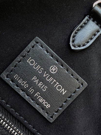 Louis Vuitton M45595 Onthego MM 35cm – product image 5