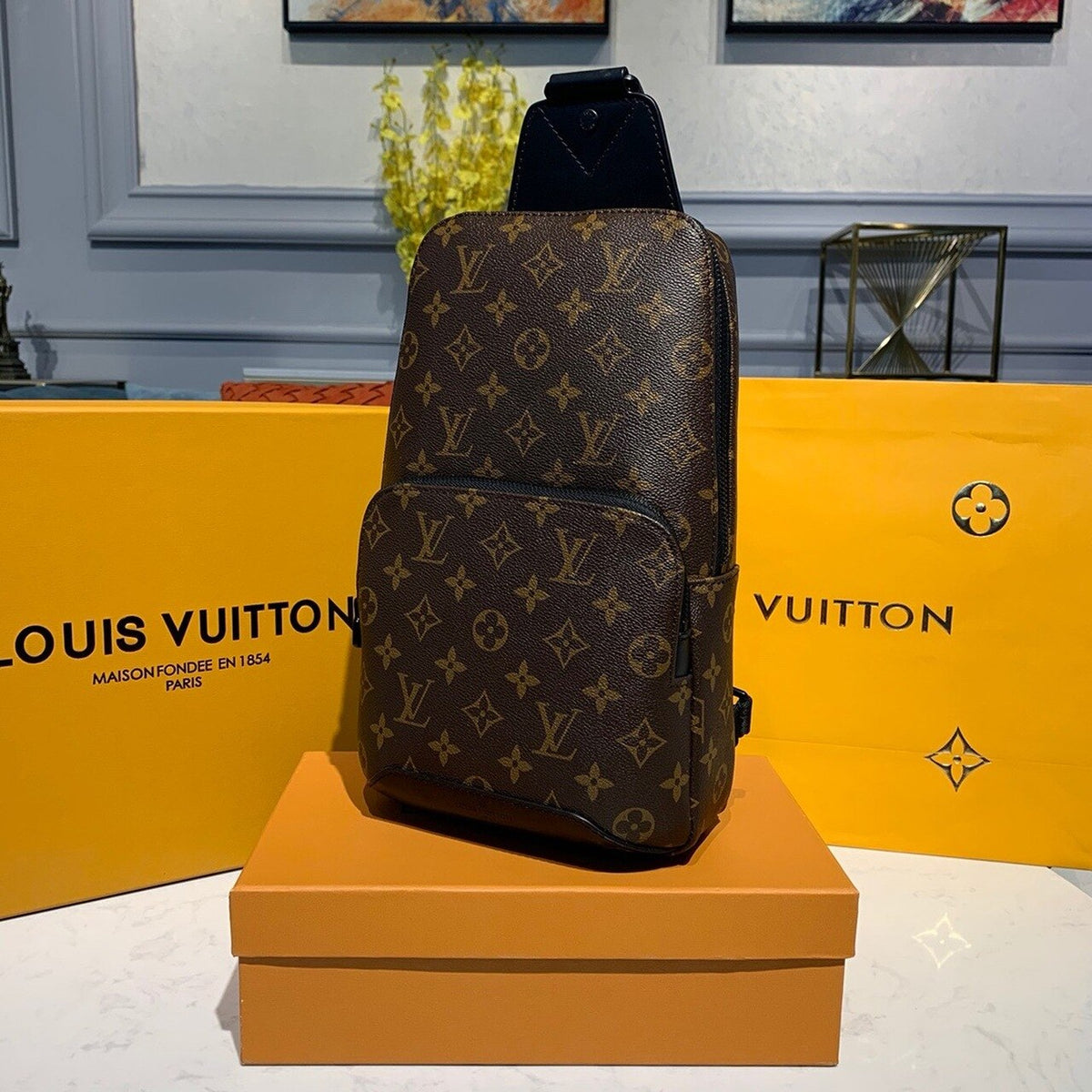 Louis Vuitton Avenue Sling Bag 32cm Monogram Canvas Spring/Summer Collection M41719, Brown – product image 3