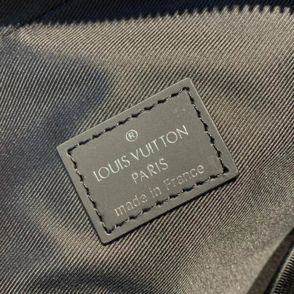 Louis Vuitton Avenue Sling Bag 32cm Taiga Leather M30443 Black