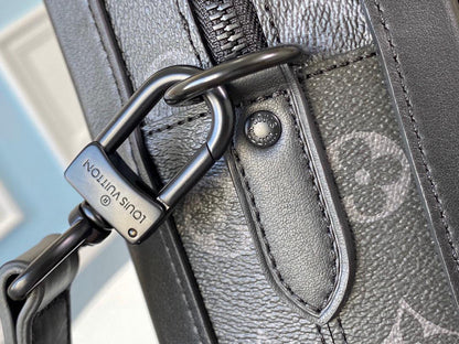 Louis Vuitton Soft Trunk Briefcase 29cm – product image 4