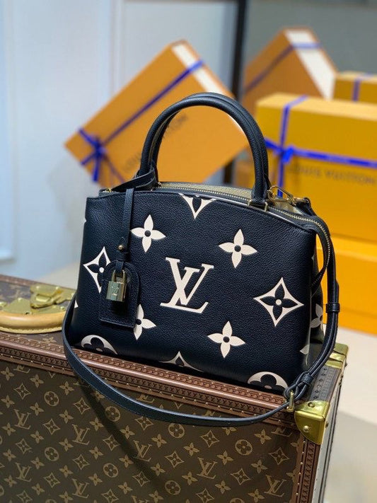 Louis Vuitton Petit Palais 29cm – product image 1