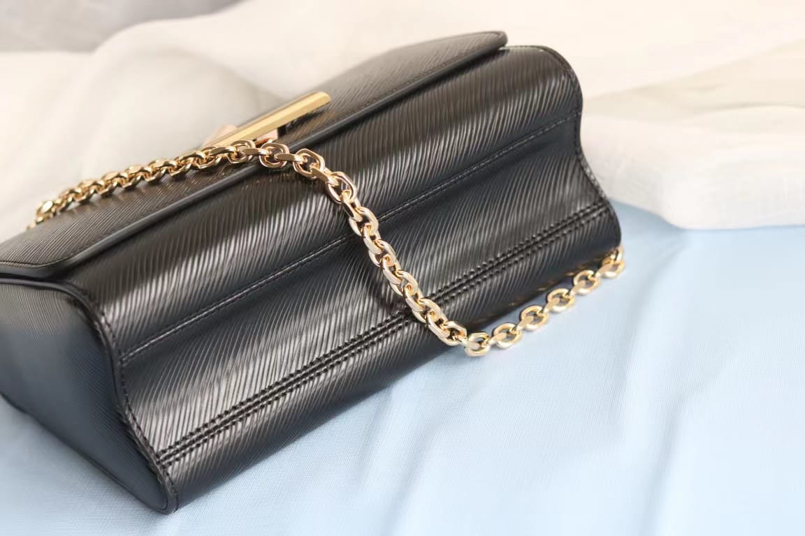 Louis Vuitton Twist PM 23cm Epi Canvas Spring/Summer Collection M54805, Black GHW – product image 2