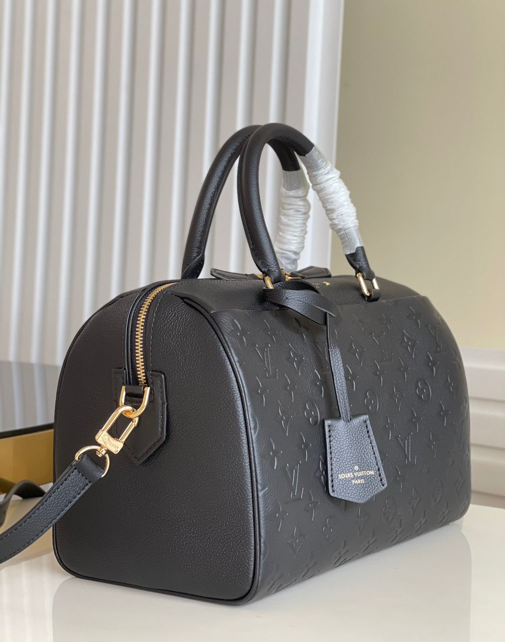 Louis Vuitton The Speedy Bandoulière 30cm Black – product image 4
