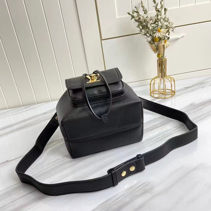 Louis Vuitton LockMe Bucket Bag 24cm Grained Calfskin Leather Spring/Summer Collection M57687 Black – product image 6