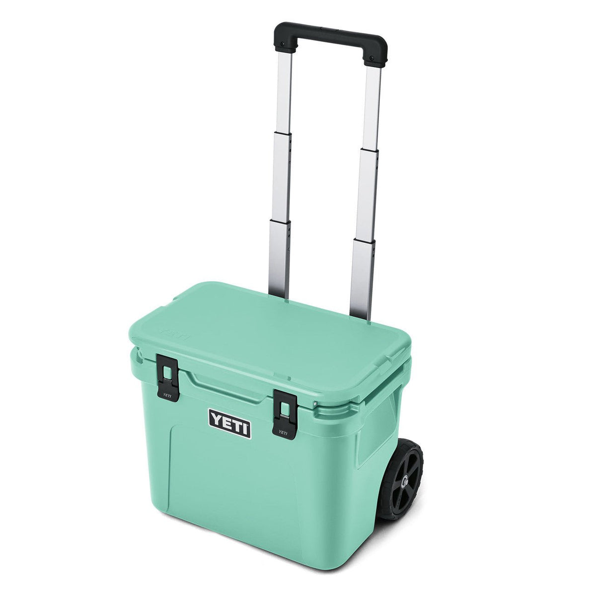 Roadie 32 Wheeled Cooler
