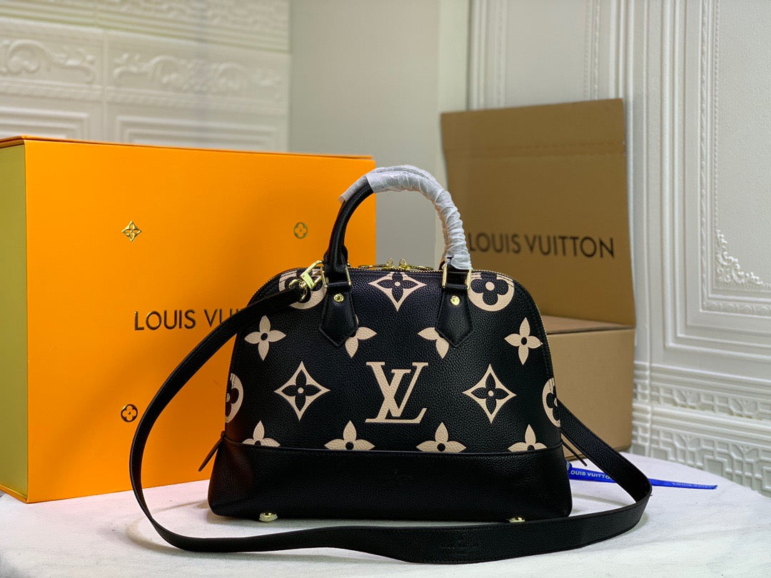 Louis Vuitton ALMA Monogram 35cm Black – product image 1
