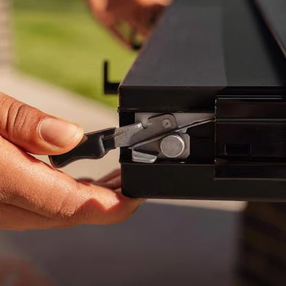 Forged 4 Burner Liquid Propane Outdoor Griddle with Hood Black
