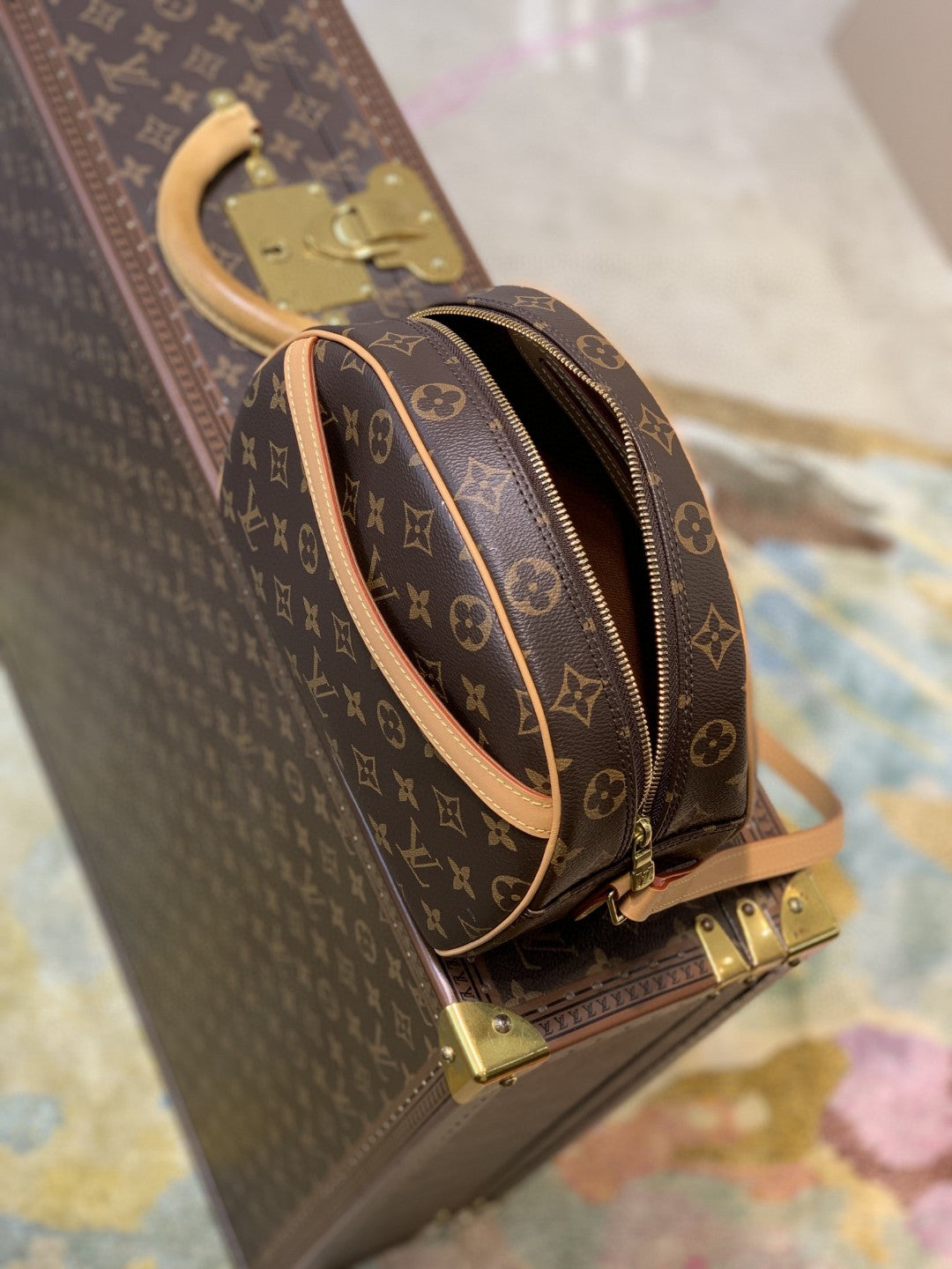 Louis Vuitton M51221 Diane 25cm Brown – product image 6