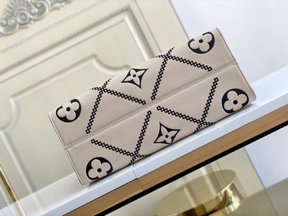 Louis Vuitton M45595 Onthego MM 35cm – product image 9
