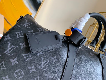 Louis Vuitton Monogram 45cm Black – product image 4