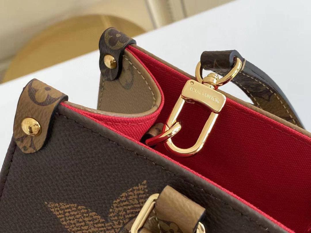 Louis Vuitton On The Go MM 25 cm, Brown – product image 2
